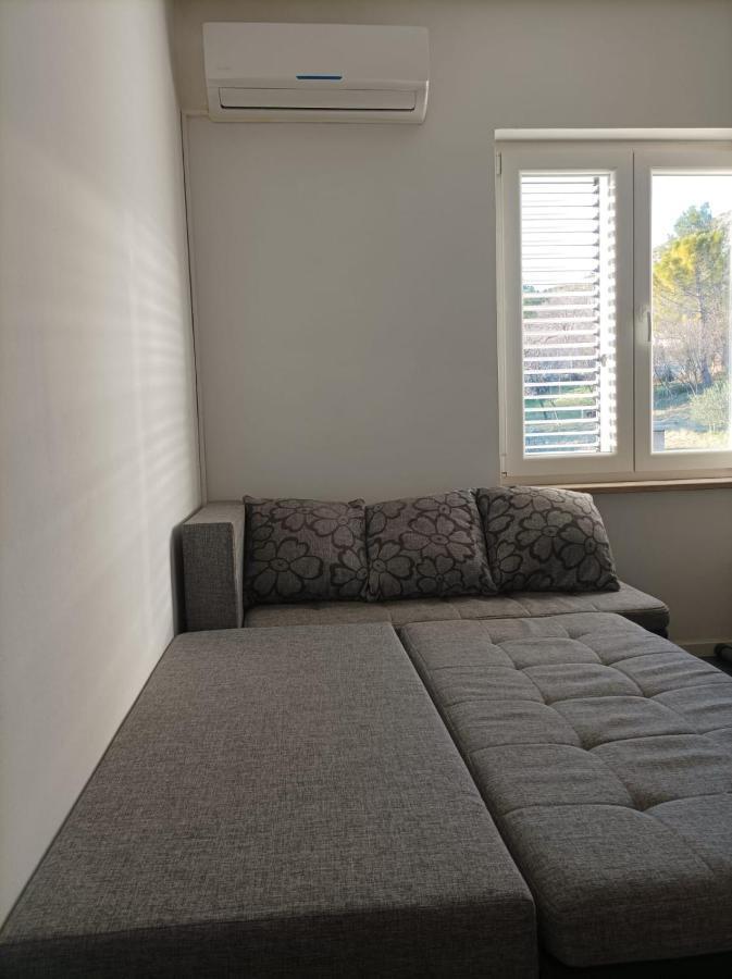 Apartman Modric Apartment Seline Bagian luar foto